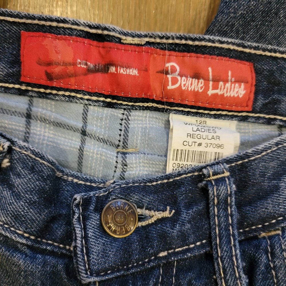 VINTAGE Collectible Berne since 1915 Ladies Workwear Jeans Size 12